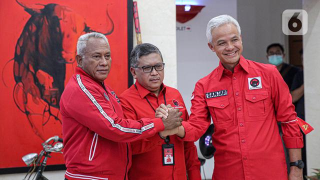Ekspresi Ganjar Pranowo Usai Pertemuan di DPP PDIP