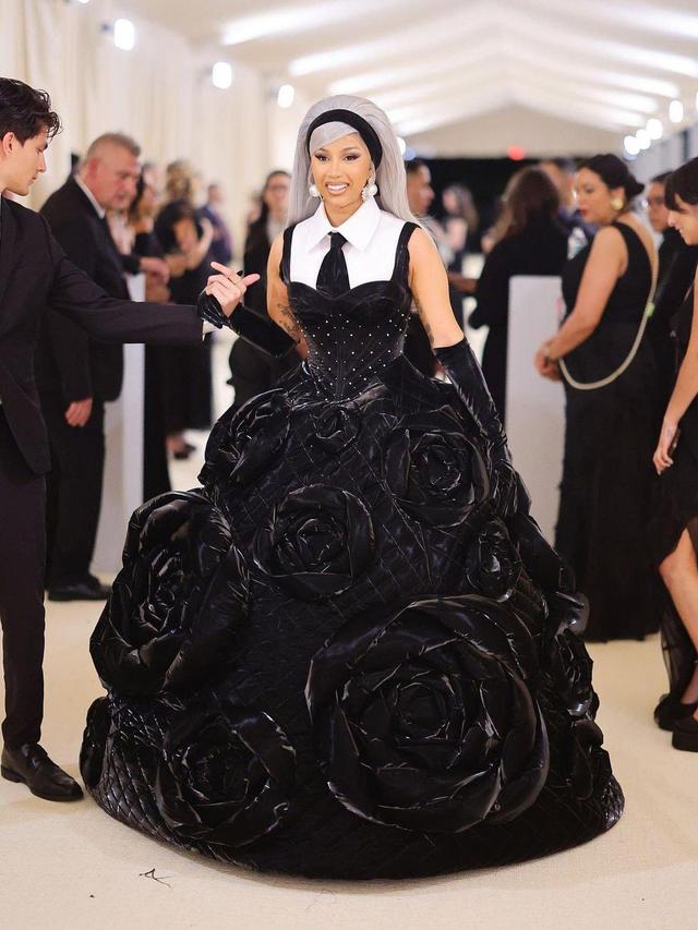 Potret 11 Artis Tampil Stunning di Met Gala 2023, Jadi Sorotan
