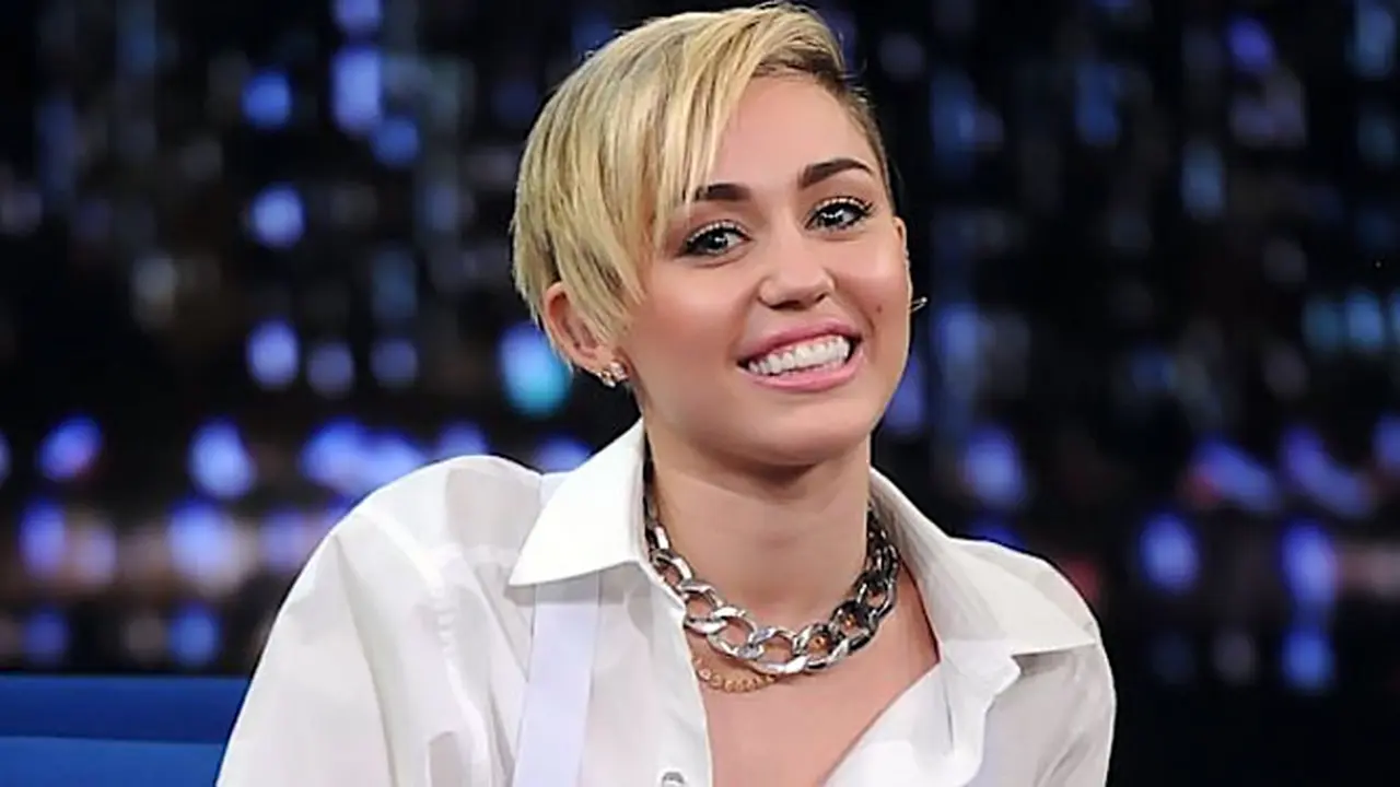 miley-cyrus-131011b.jpg