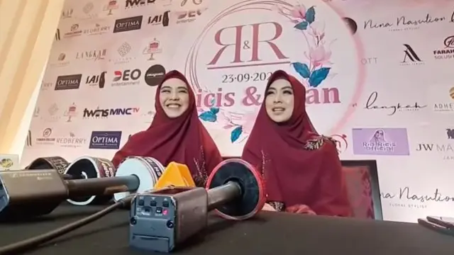 Oki Setiana Dewi (Foto: YouTube)