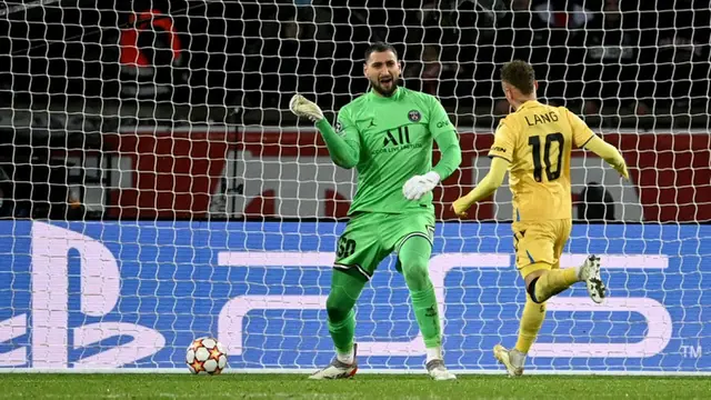 FOTO: Messi - Mbappe Bawa PSG Lumat Club Brugge