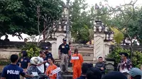 Pria Asing Nekat Terobos Rekonstruksi Pembunuhan Polisi Kuta