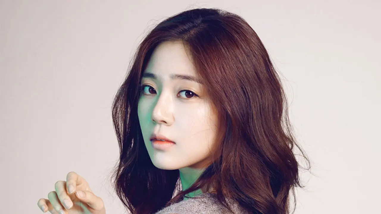 Rahasia Kulit Sehat dan Halus Bintang Empress Ki