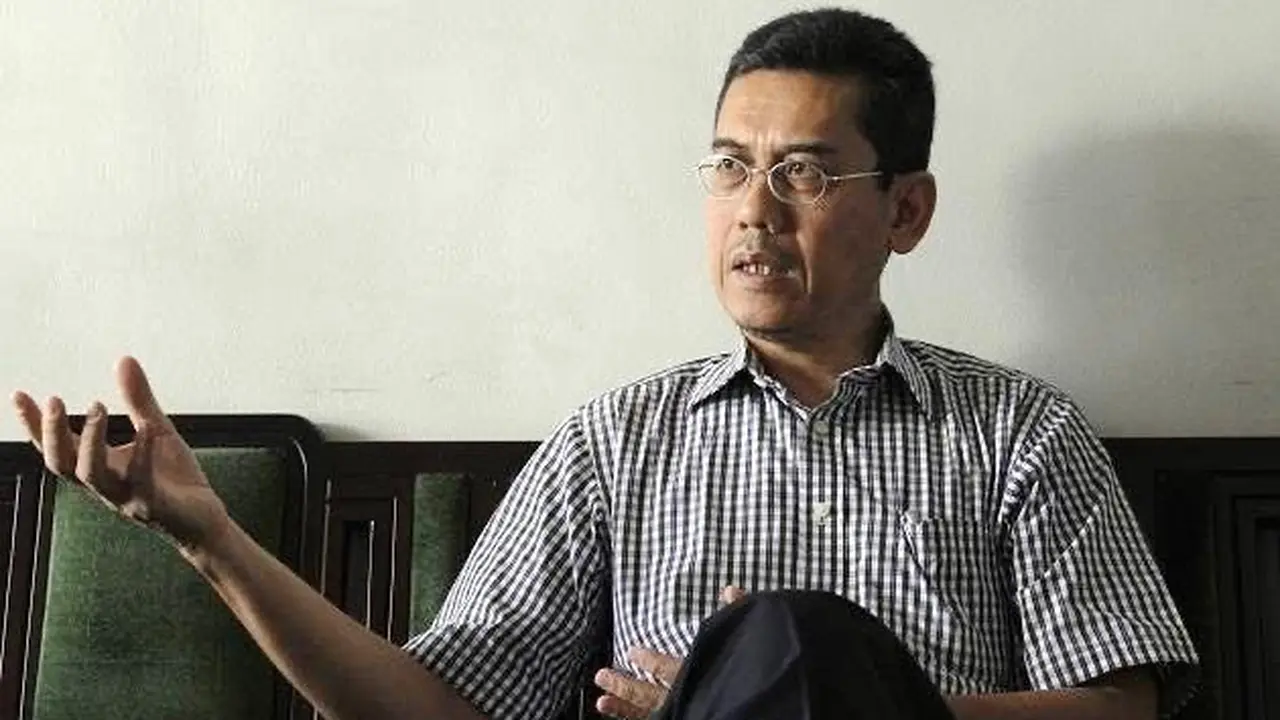 Direktur Indonesian Resources Studies (IRESS), Marwan Batubara