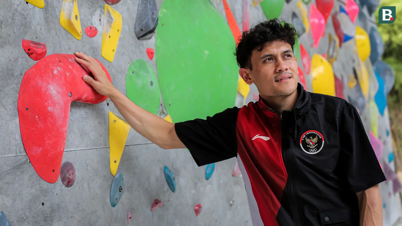 Foto: Veddriq Leonardo dan Emas Pertama Indonesia di Olimpiade Paris 2024