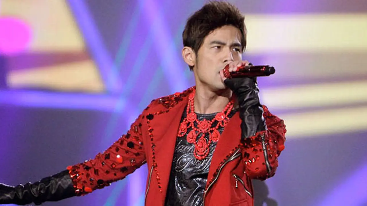 jay-chou-merah-131012b.jpg
