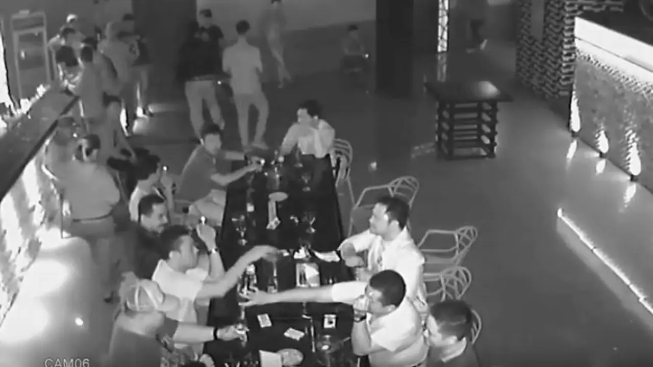 Video Diduga Kapolres Simalungun Cekoki Miras Viral di Medsos