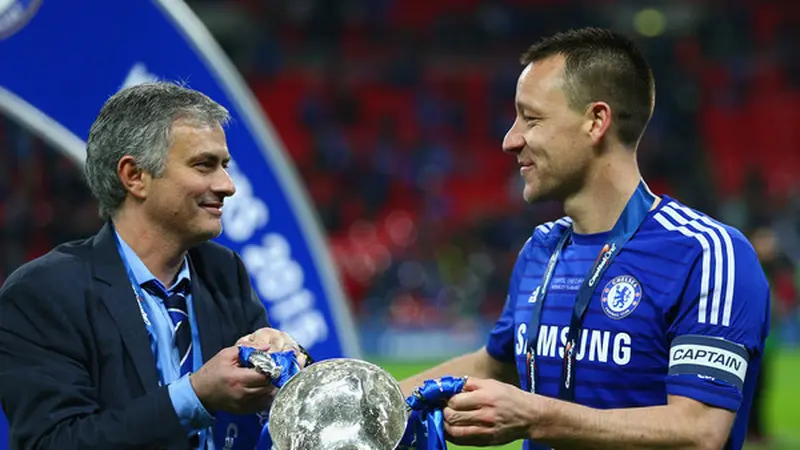 Mourinho: Terry Layak Bertahan di Chelsea
