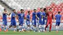 Pemain Persib Bandung saat menjalani sesi latihan di SUGBK, Jakarta, Selasa (9/7/2019). Persib siap memberi kejutan saat menghadapi Persija Jakarta pada pekan kedelapan Shopee Liga 1 2019. (Bola.com/Yoppy Renato Manalu)