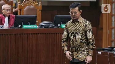 Mantan Menteri Pertanian (Mentan) Syahrul Yasin Limpo (SYL) saat mengikuti sidang perdana di Pengadilan Tipikor Jakarta, Rabu (28/2/2024). (Liputan6.com/Angga Yuniar)