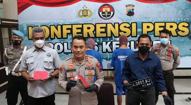 Konferensi pers pengungkapan kasus pembunuhan gadis belia di Kebumen, Jawa Tengah. (Foto: Liputan6.com/Polres Kebumen)