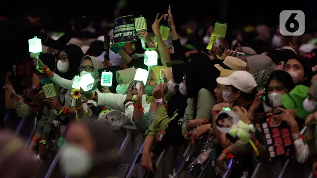 Antusiasme NCTzen Saksikan Konser NCT 127 di Indonesia