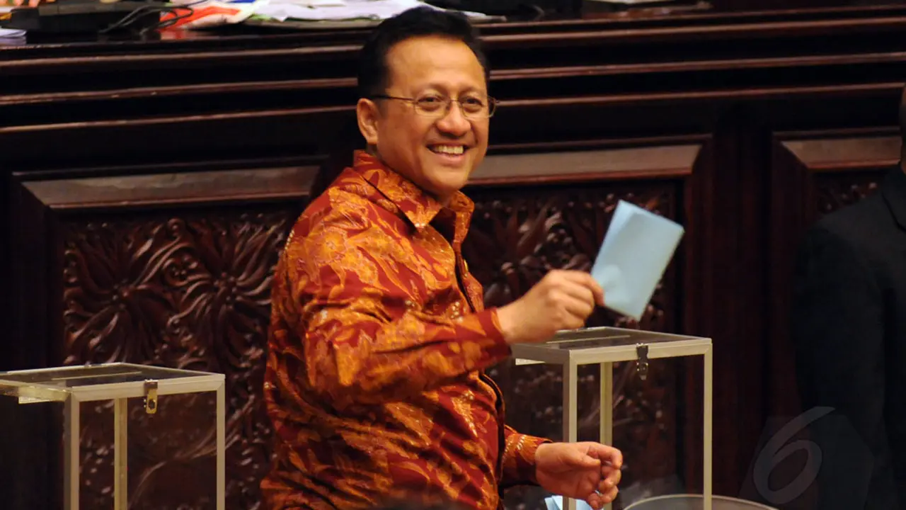 Keceriaan Irman Gusman Saat Sidang Pemilihan Ketua DPD RI