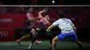 Pebulutangkis ganda putra Indonesia, Leo Rolly Carnando/Daniel Marthin bertanding melawan pebulutangkis ganda putra Jepang, China, Keiichiro Matsui/Yoshinori Takeuchi pada laga perempatfinal Indonesia Masters 2023 di Istora Senayan, Jakarta, Jumat (27/01/2023). Leo/Daniel menang dengan skor 21-13, 21-11. (Bola.com/Bagaskara Lazuardi)