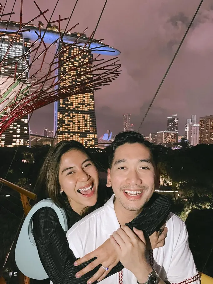 Adinda Thomas dan Kekasihnya