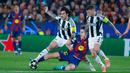 Mereka berhasil membekuk wakil Inggris, Newcastle, di Camp Nou dengan skor telak 7-2. (AP Photo/Joan Monfort)