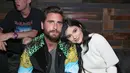 Setelah resmi putus dari Tyga beberapa waktu lalu, Kylie Jenner menggandeng Scott Disick, mantan pacar kakaknya, Kourtney Kardashian usai menghadiri sebuah acara. (AFP/Bintang.com)