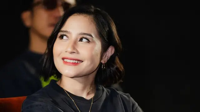 Prilly Latuconsina dalam jumpa pers film Memburu Pemangsa di Jakarta, Senin (21/9/2026). (dok POPLICISTS Publicist)