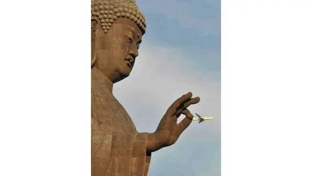 Berkat Timing yang Pas, 7 Foto Ini Terlihat Menarik Banget