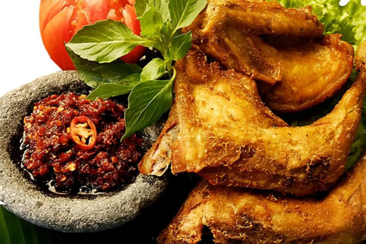 [Bintang] Resep Ayam Ungkep Lezat untuk Rayakan Hari Kemerdekaan