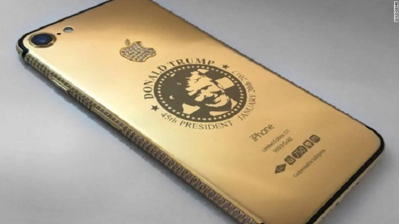 Perusahaan Ini Buat iPhone Emas Bergambar Donald Trump