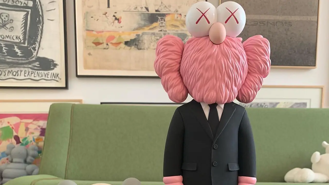 Penggemar Kaws, Jangan Lewatkan Koleksi Parfum yang Satu Ini