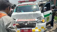 Seorang pria diduga mengalami gangguan jiwa atau orang dengan gangguan jiwa (ODGJ) membawa kabur mobil ambulans di Desa Tlanjung Udik, Kecamatan Gunungputri, Kabupaten Bogor, Rabu (18/10/2023). (Foto:Istimewa)