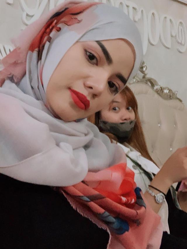 Ingin Fokus Ibadah saat Ramadhan, Ini 7 Potret DJ Dinar Candy Berhijab
