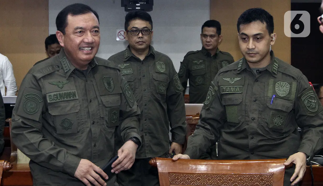 Kepala BIN Budi Gunawan bersiap mengikuti rapat kerja dengan Komisi I DPR di kompleks Parlemen, Senayan, Jakarta, Rabu (12/2/2020). Rapat kerja tertutup ini tersebut membahas isu-isu aktual. (Liputan6.com/Johan Tallo)
