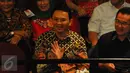 Cagub DKI Jakarta, Basuki Tjahaja Purnama saat menghadiri acara HUT Megawati Soekarno Putri ke-70 di TIM, Jakarta, Senin (23/1). HUT Megawati dirayakan dengan menonton pementasan teater kebangsaan Tripikala.(Liputan6.com/Angga Yuniar)