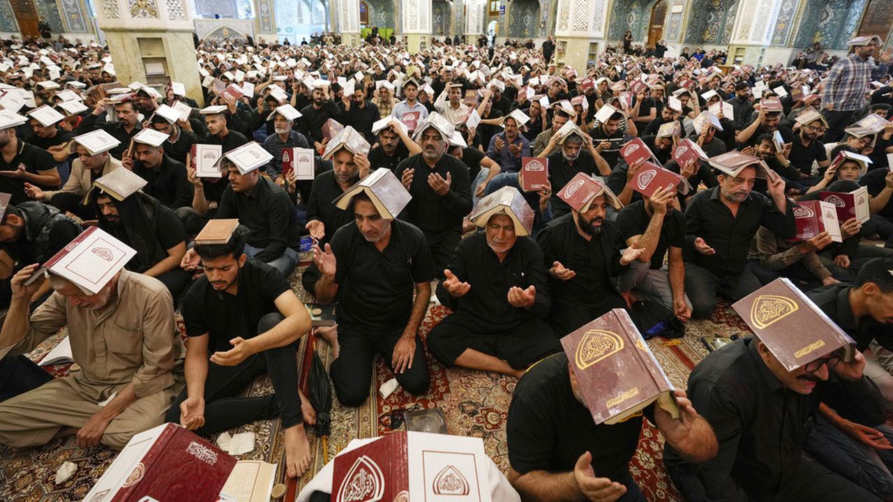 Ritual Muslim Syiah Irak Sambut Malam Lailatulqadar