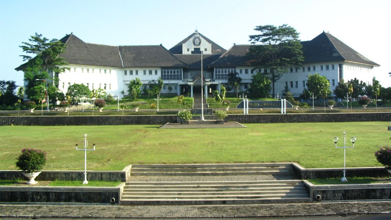 [Bintang] Mau Kuliah di Undip? Yuk, Intip Berbagai Fasilitas yang Ada