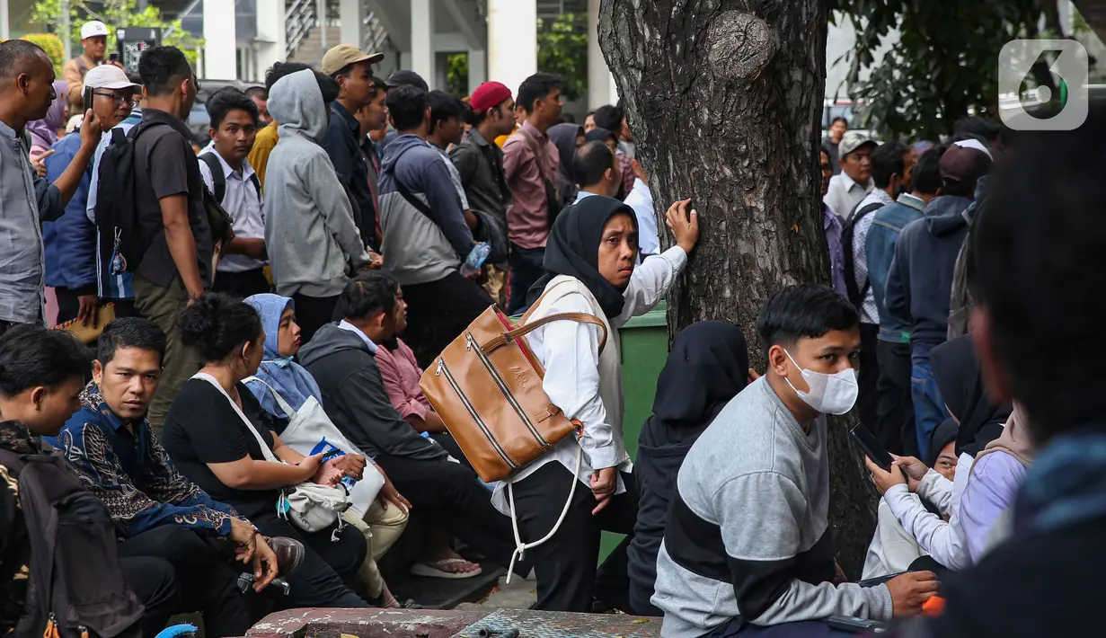Pramono Anung mengatakan berdasarkan hasil rapat, pada periode pertama Pemerintah Provinsi Daerah Khusus Jakarta akan membuka sebanyak 1.100 lowongan. (Liputan6.com/Angga Yuniar)