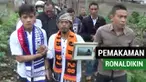 Suporter sepak bola Indonesia, Ronaldikin atau yang bernama asli Sodikin, dimakamkan pada Rabu (23/1/2019).