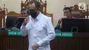 Berikutnya, anak Rafael Alun lain juga disebutkan dalam surat dakwaan, yaitu Christofer Dhyaksa Dharma dan Angelina Embun Prasasya. (Liputan6.com/Herman Zakharia)