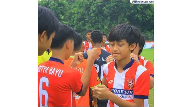 Sempat Putus Komunikasi 3 Tahun, Ini 6 Potret Dhofin Maula Anak Ibnu Jamil