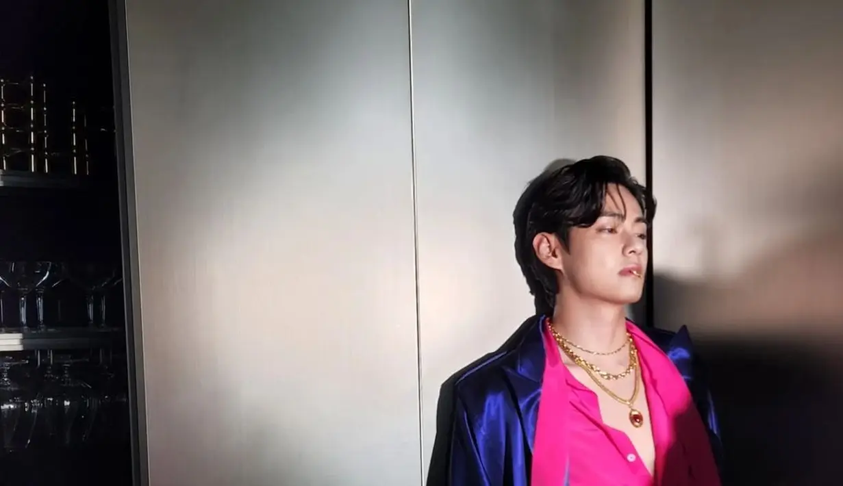 V BTS. (Foto: Instagram/ thv)