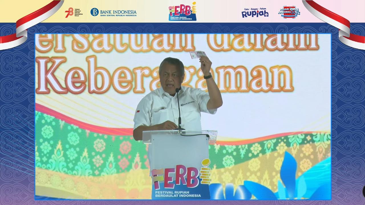 Gubernur Bank Indonesia Perry Warjiyo, berpesan kepada generasi muda bahwa terdapat tiga cara untuk mengapresiasi rupiah.