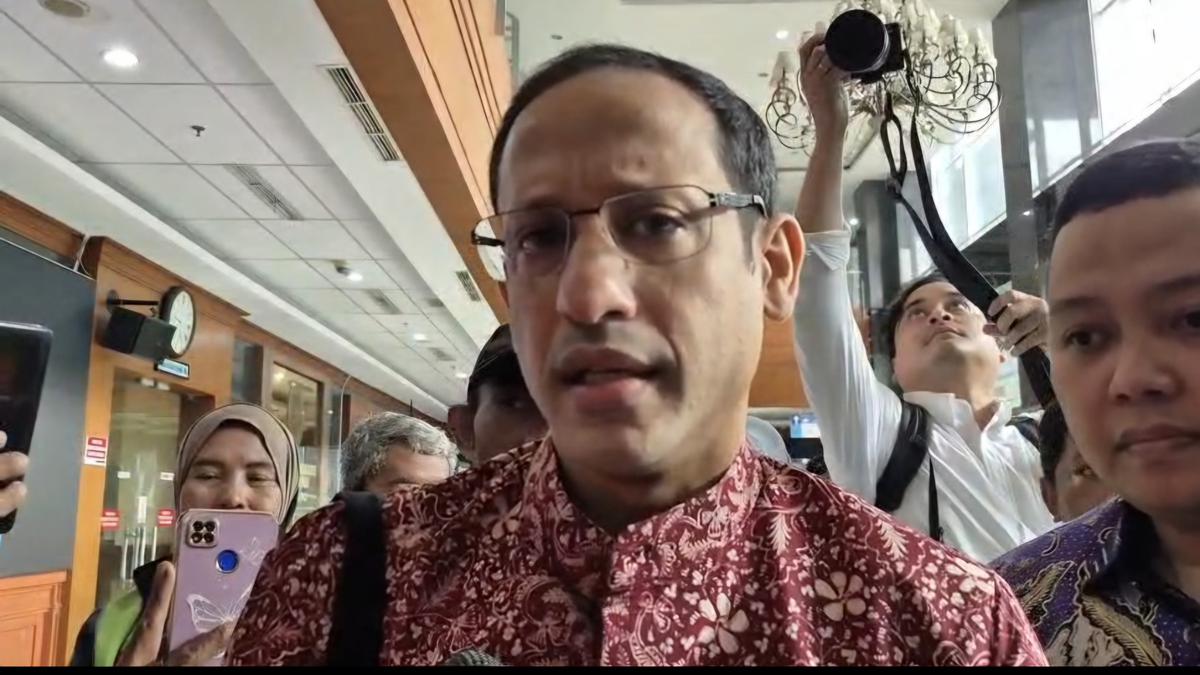 Curhat Nadiem Makarim: Siang di Ruang Sidang, Malam Naik Meja Operasi