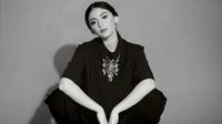 Artis cantik Thalita Latief akan bertandang ke Australia untuk menghadiri konser Coldplay. Ia mengakui telah melakukan perawatan tubuh sebelum mengunjungi negeri kangguru tersebut. (Instagram/Thalitalatief)