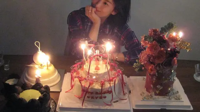 Potret Terbaru Song Hye Kyo Rayakan Ulang Tahun ke 43. [@kyo1122]