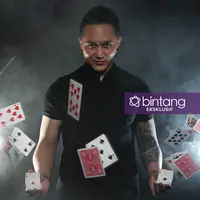 Eksklusif Demian Aditya (Foto: Adrian Putra, Stylist: Indah Wulansari, DI: Muhammad Iqbal Nurfajri/Bintang.com)