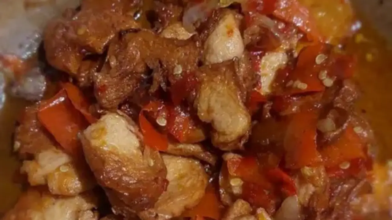 Resep dendeng sosis batokok yang viral. (dok. Cookpad @chayraizza)