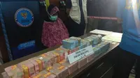 Tersangka kasus pencucian uang dari narkotika yang ditangkap BNN (Merdeka.com/Nur Habibie)