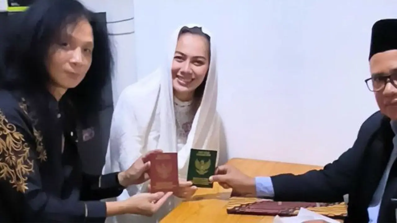 John Paul Ivan dan Windy Saraswati menikah pada 15 Maret 2024.