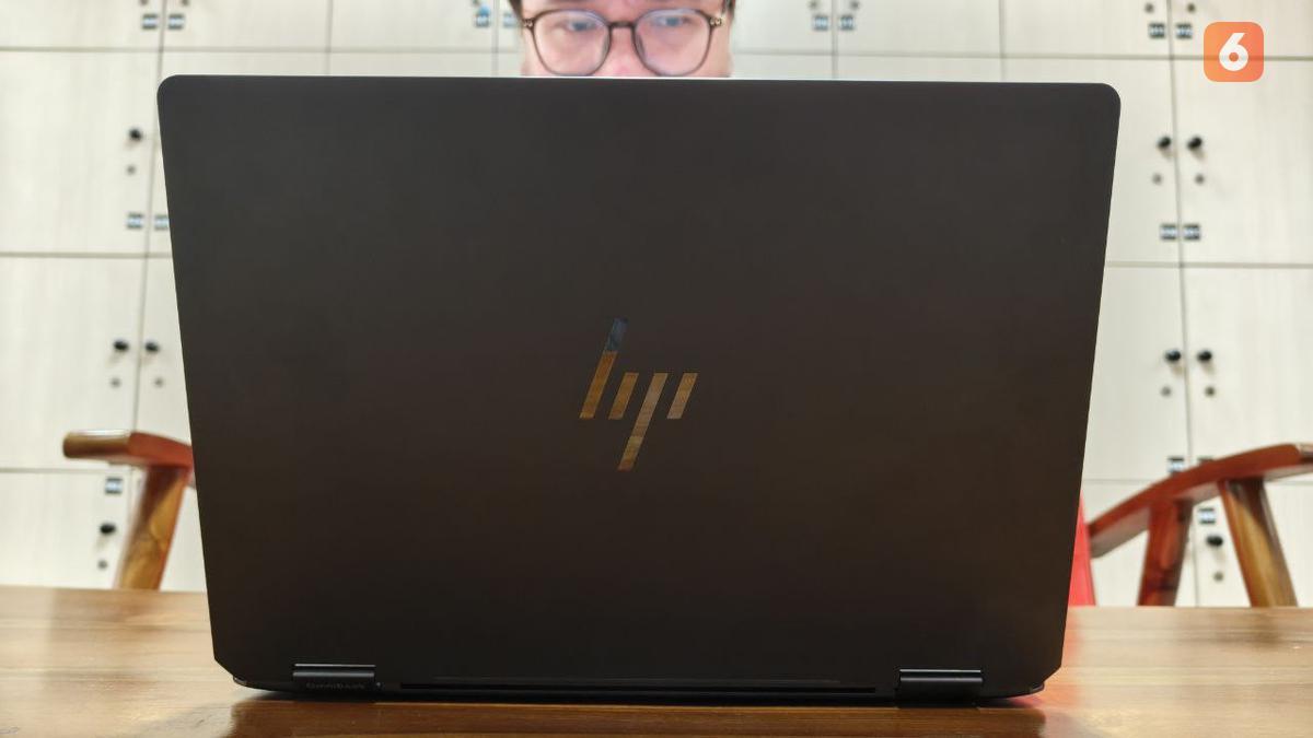 Review HP OmniBook Ultra Flip 14: Laptop Tipis dengan Performa Siap Kerja