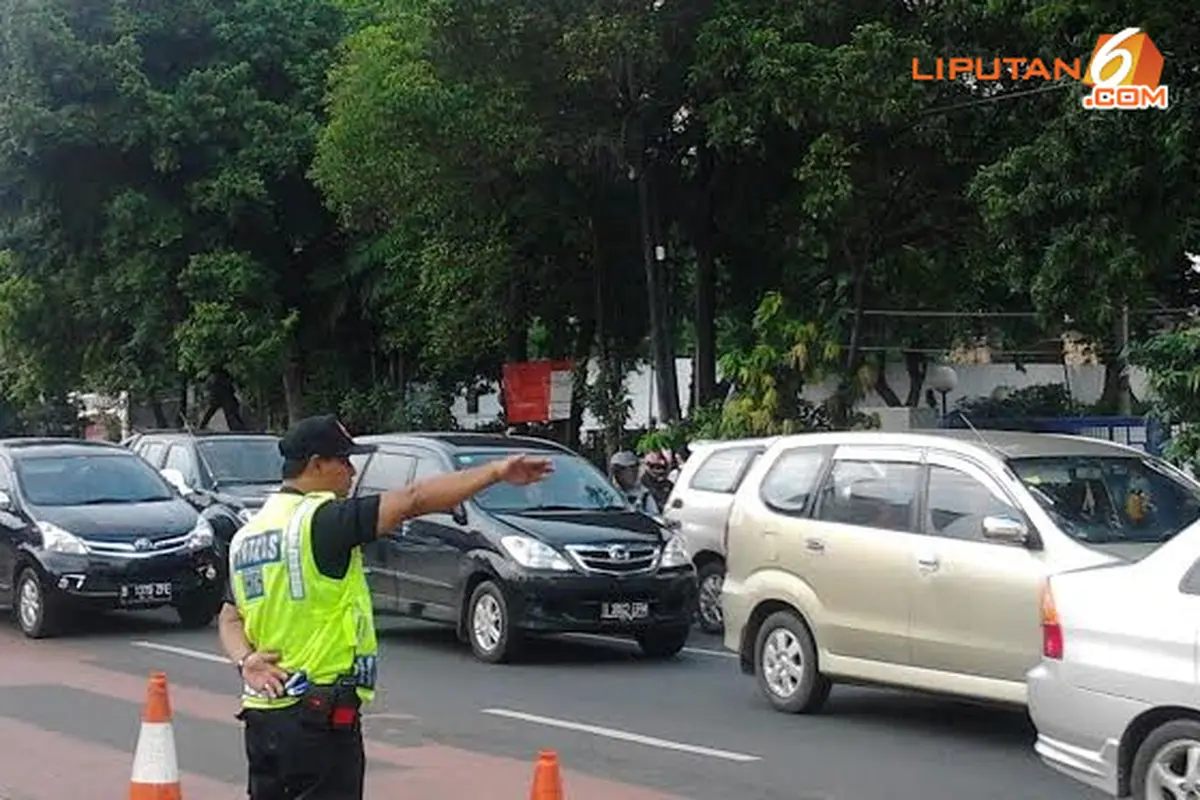 kemacetan-jakarta-131217a.jpg