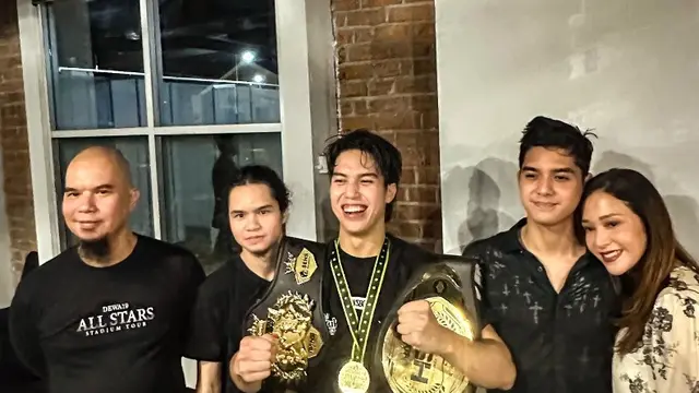 El Rumi dan Keluarga Setelah Menang Tinju