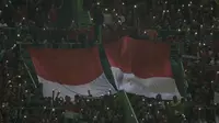 Suporter Berselawat saat Timnas Indonesia U-23 Melawan Palestina