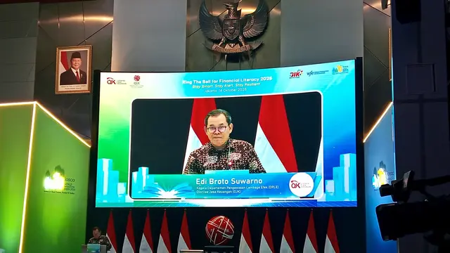 Kepala Departemen Pengawasan Lembaga Efek (DPLE) Otoritas Jasa Keuangan (OJK) Edi Broto Suwarno